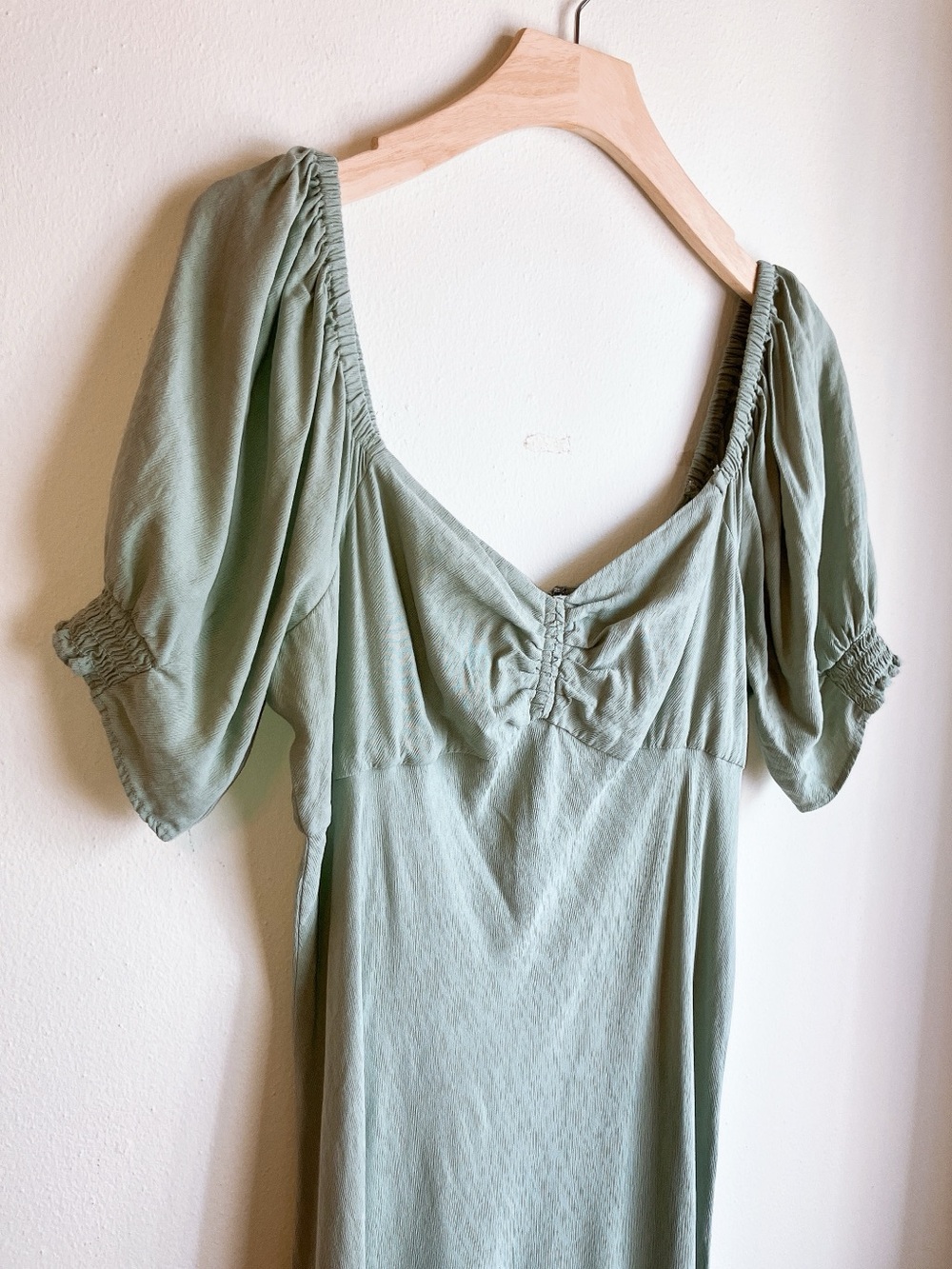 Madewell Sweetheart Neckline Puff-Sleeve Dress Earthy Green Medium Size 8 EUC - Picture 4 of 13